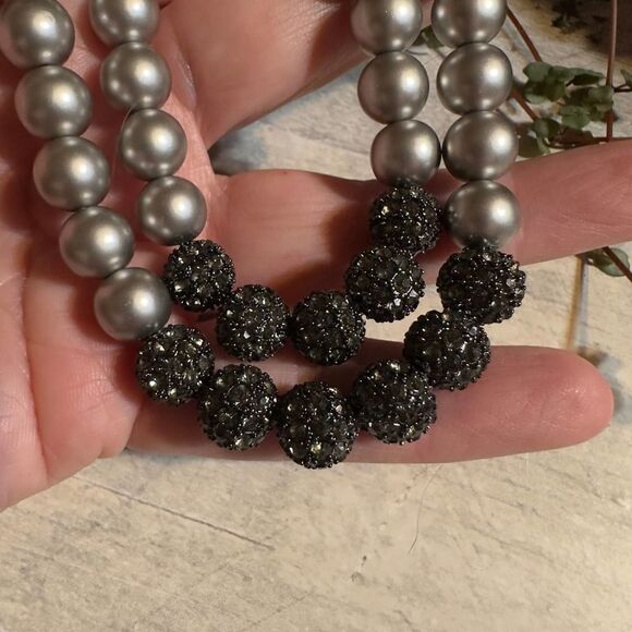 Banana Republic Double Strand Pearl & Rhinestone Ball Necklace - Picture 4 of 4